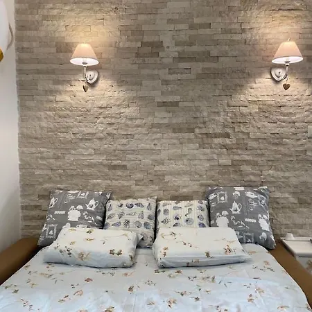 Cozy Sea View Studio With Private Rooftop, Balcony, Bbq In The Old Town *