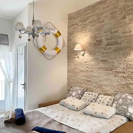 Cozy Sea View Studio With Private Rooftop, Balcony, Bbq In The Old Town
