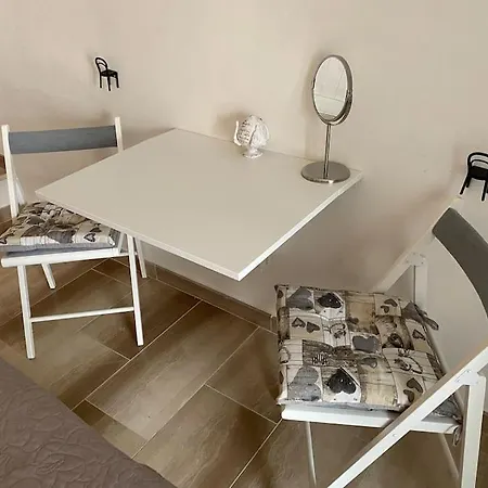 Cozy Sea View Studio With Private Rooftop, Balcony, Bbq In The Old Town
