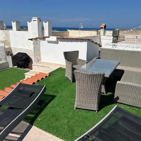 Apartment Cozy Sea View Studio With Private Rooftop, Balcony, Bbq In The Old Town Vieste