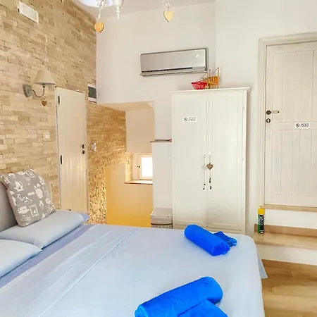Cozy Sea View Studio With Private Rooftop, Balcony, Bbq In The Old Town Apartment