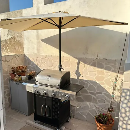 Cozy Sea View Studio With Private Rooftop, Balcony, Bbq In The Old Town Vieste