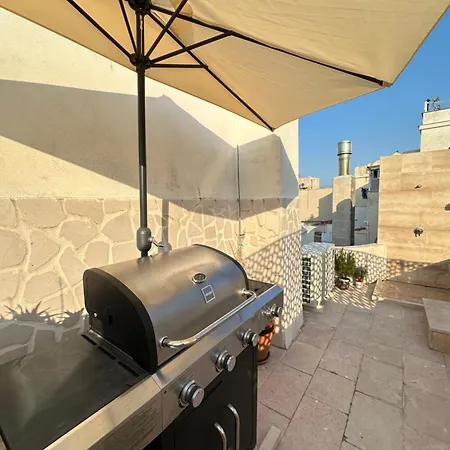 Cozy Sea View Studio With Private Rooftop, Balcony, Bbq In The Old Town Apartment *